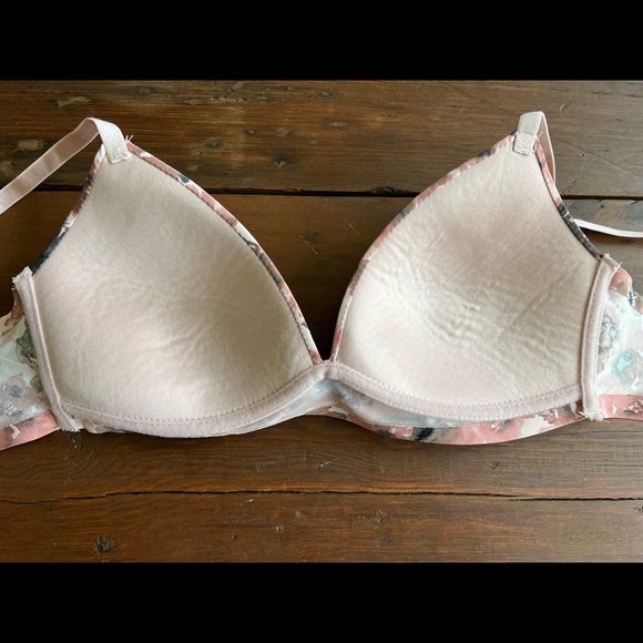 36C Vince Camuto tan and floral bra. - Picture 5 of 7